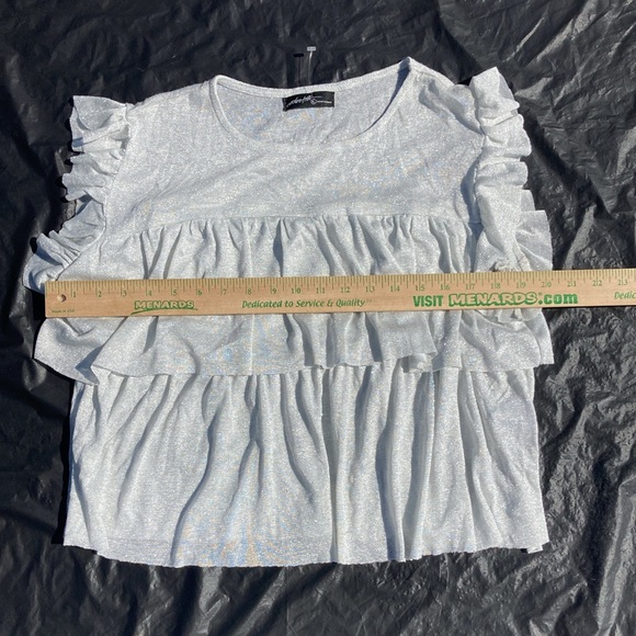 $5/25 OnTwelfth Shimmer Frilly Sleeve Whimsical Sweater - Picture 6 of 7